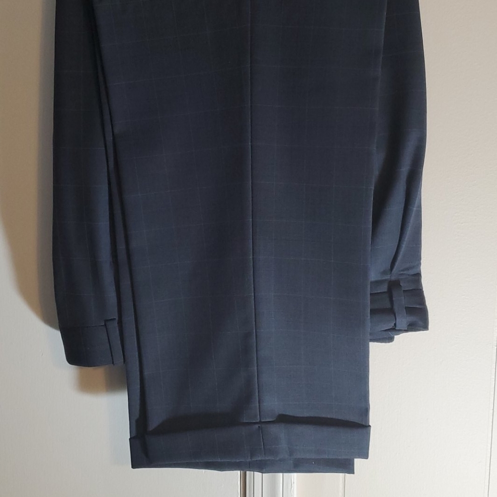 Lineage - Picture 8 of 8